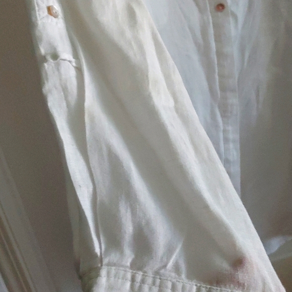 Fenn Wright Manson Women's White Linen Blouse with Lace Yole - Picture 5 of 7